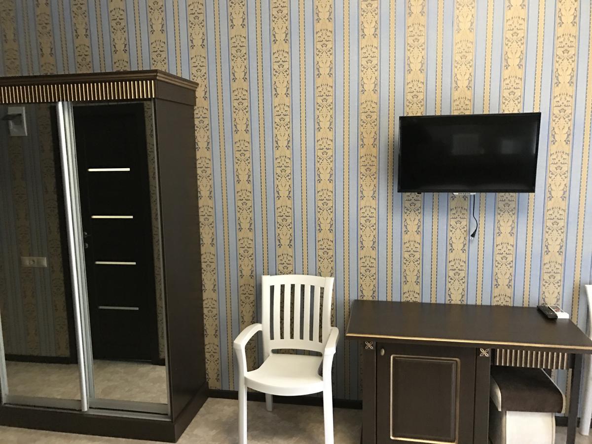 Hotel Danelyan ピツンダ エクステリア 写真